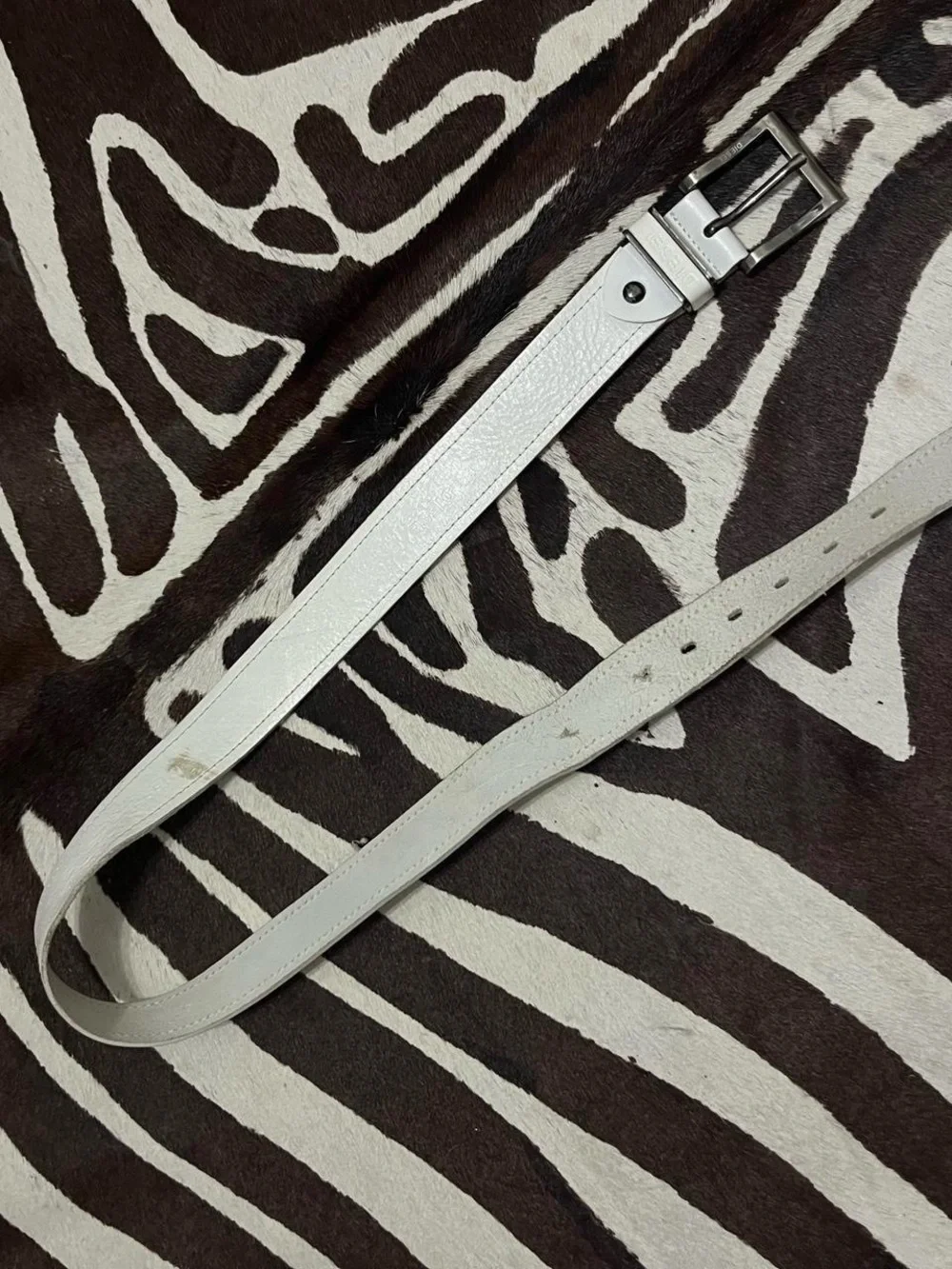 Diesel White Leather Men’s Belt with Silver Buckle